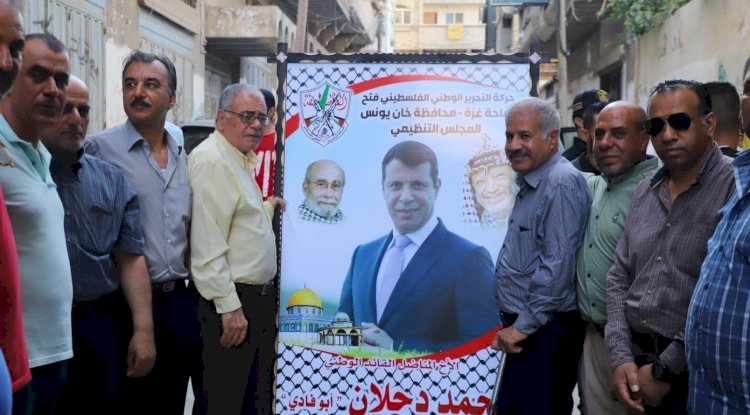 قيادات تيار الاصلاح الديمقراطي تزور منزل القائد دحلان