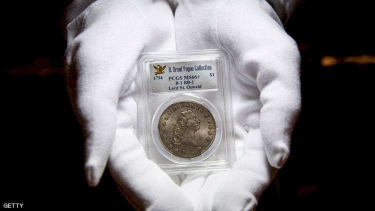 مزاد لبيع نسخة لدولار فضي يعود لعام 1794