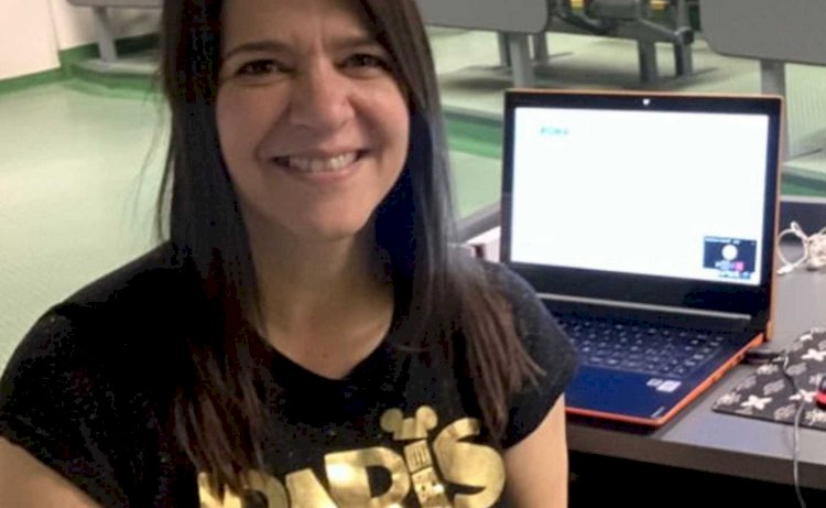 الأستاذة الجامعية