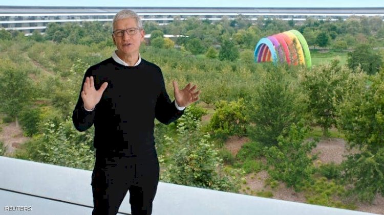 الرئيس التنفيذي لأبل تيم كوك