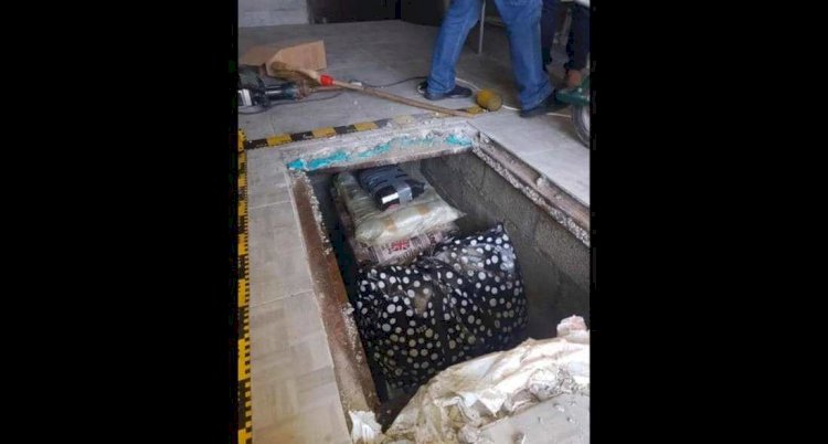 تبلغ قيمة الكتب 2.5 مليون جنيه استرليني