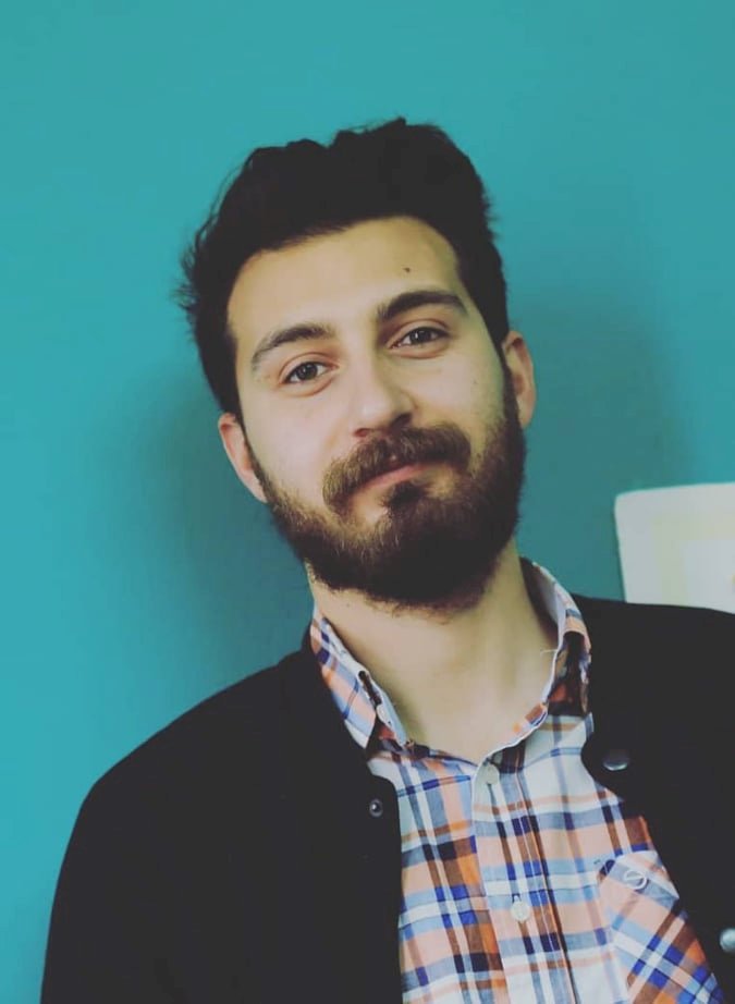 على عبدالوهاب باحث واعلامي فلسطيني