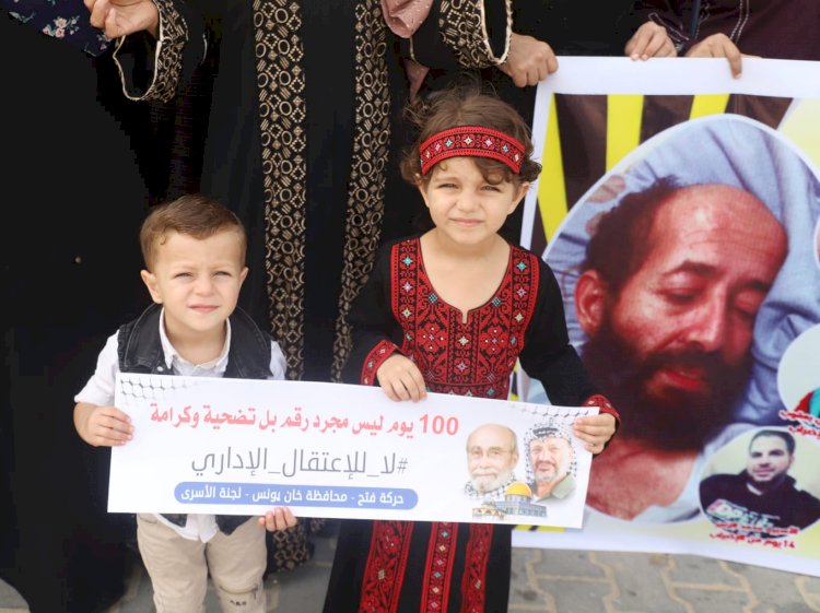  حركة فتح بمحافظة خانيونس تواصل وقفاتها التضامنية مع الاسير ماهر الاخرس