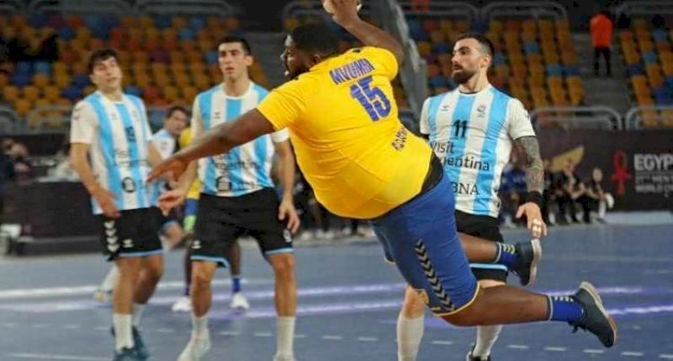 لاعب الكونغو الديمقراطية جوتييه مفومبي تييري