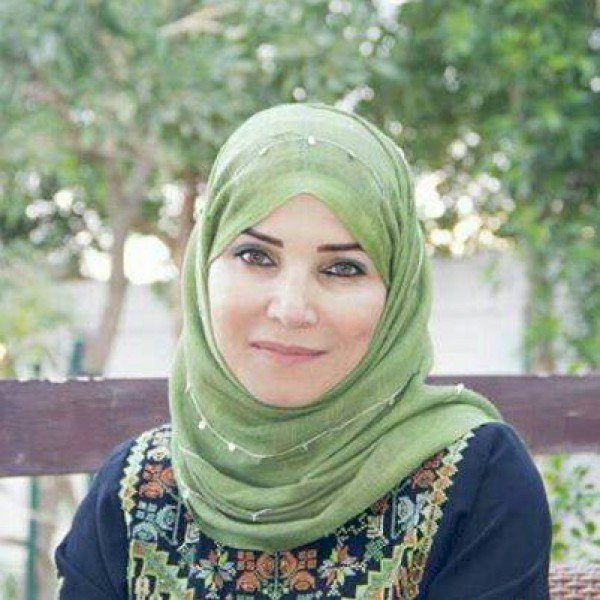 جليلة دحلان رئيس مجلس ادارة المركز الفلسطيني للتواصل الانساني "فتا"