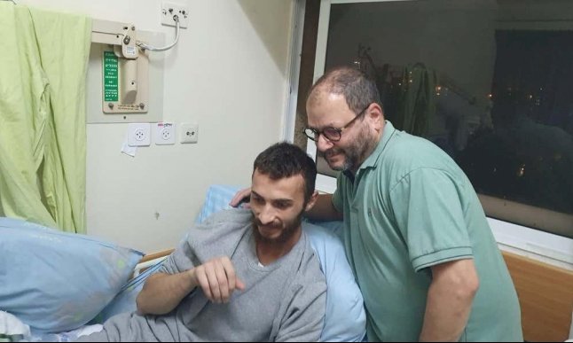 صورة الأسير المضرب عن الطعام الغضنفر أبو عطوان 