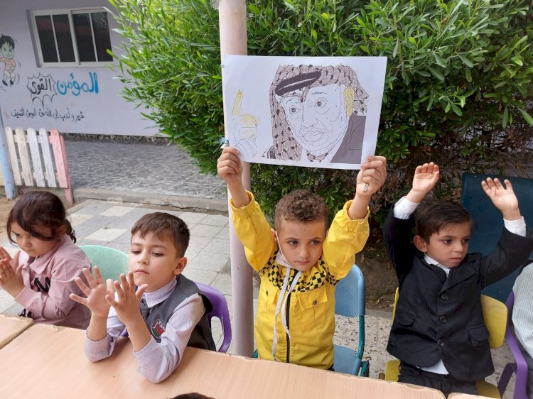 نفذت لجنة رياض الأطفال في مجلس المرأة بمحافظة الشمال فعالية تلوين رسومات القائد الراحل الشهيد الرمز أبو عمار