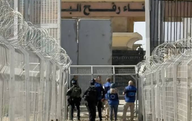 الاحتلال يغلق معبري رفح وكرم أبو سالم بحجة الأعياد اليهودية