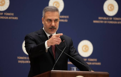 وزير الخارجية التركي يطالب الولايات المتحدة بالضغط على "إسرائيل"