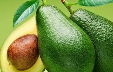 حبة أفوكادو يوميا.. دراسة تكشف فائدة غير متوقعة للقلب