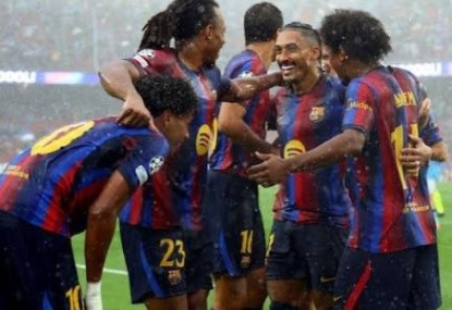 الدوري الاسباني: برشلونة يكتسح راسينج سانتاندير بسباعية ويواصل الصدارة