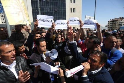 "حراك المعلمين" بالضفة يقرر عدم افتتاح العام الدراسي