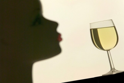 ما ضرر النبيذ على للنساء؟