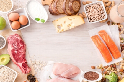 10 "أطعمة فائقة" لتعزيز صحتك