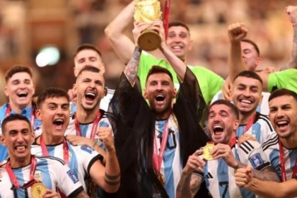 البنك المركزي الأرجنتيني يدرس طرح عملة بصورة ميسي عقب التتويج بمونديال "قطر 2022"