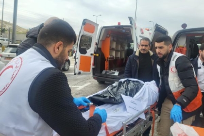 الاحتلال يسلم جثماني الشهيدين أشرف هلسة ومحمد عمرو