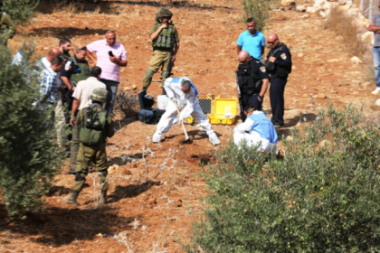 مستوطنون يعتدون على شبان وأجانب في مسار سياحي شمال أريحا