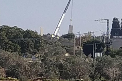 الاحتلال يعزز جدار الفصل العنصري في محيط قرى جنوب غرب جنين