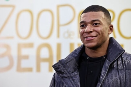 مبابي يشارك في تدريب باريس سان جيرمان قبل مواجهة بايرن