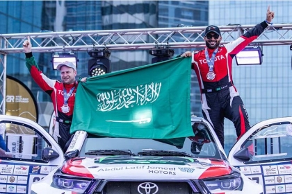 فوز تاريخي سعودي في رالي أبو ظبي الصحراوي يسطره العالمي يزيد الراجحي