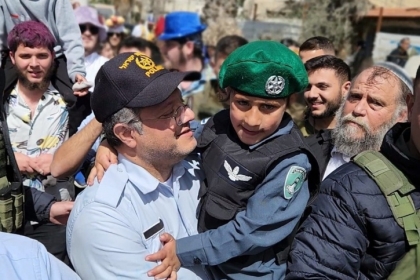 بن غفير: قائد شرطة تل أبيب لن يستبدل إلا بعد شهر رمضان