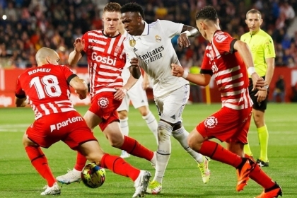 برباعية كاستيلانوس.. جيرونا يقسو على الريال