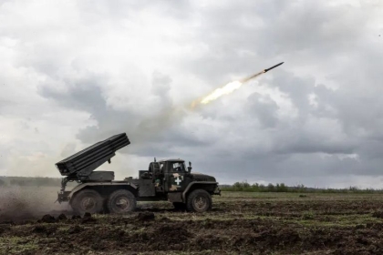 موسكو تشنّ هجوماً مكثفاً على كييف وحاكم مقاطعة روسية يدعو لضمّ خاركيف