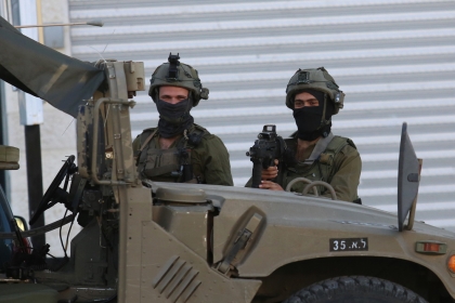 الاحتلال يطلق النار على فتاة بحجة تنفيذها عملية طعن جنوب نابلس