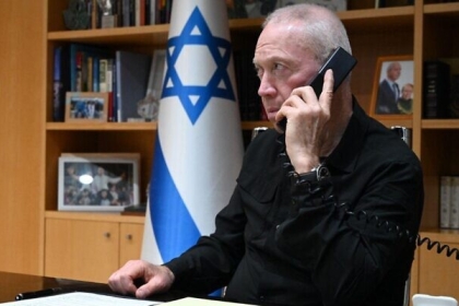 "غالانت" لرؤساء مستوطنات الجنوب: استعدوا لقتال طويل مع غزة