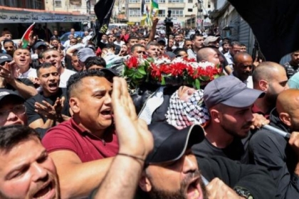 حركة فتح ساحة غزة تنعى شهداء جنين الثلاثة