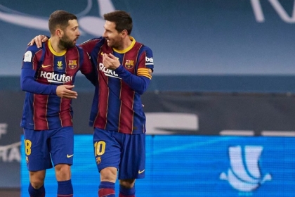 ميسي يودع ألبا برسالة عاطفية