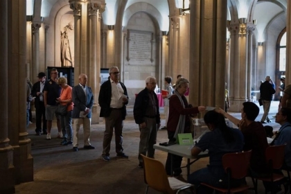 بسبب التضخم وكلفة المعيشة.. اليمين في إسبانيا يكتسح الانتخابات المحلية