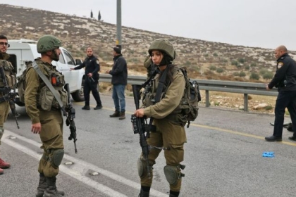 الاحتلال يطلق النار بكثافة تجاه مركبة فلسطينية قرب جنين