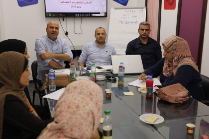 بالصور: مفوضية الإعلام في حركة فتح بساحة تُطلق دورة تدريبية بعنوان "العرافة ومخاطبة الجماهير"