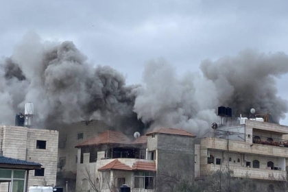 قوات الاحتلال تُفجّر منزل الأسير كمال جوري في نابلس