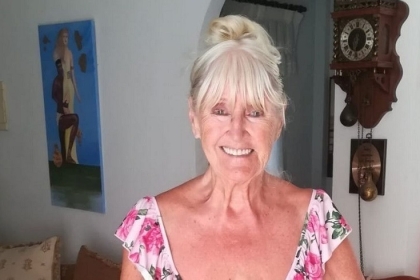 تسعينية تكشف عن سر شبابها الدائم