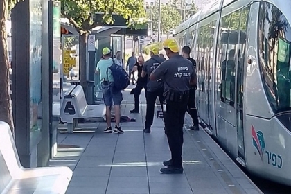 الاحتلال يطلق النار على فتاة بزعم محاولة طعن في القدس