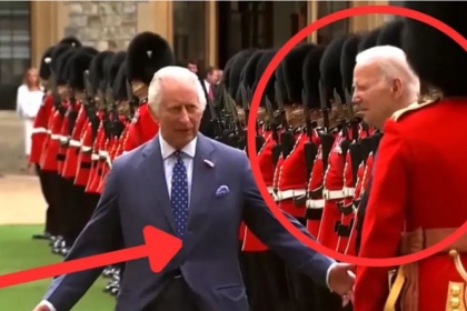 بايدن ينتهك البروتوكول مرتين أثناء لقائه مع الملك تشارلز