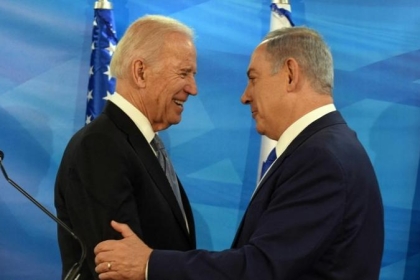 صحيفة إسرائيلية تكشف "وسيط" المكالمة الهاتفية بين بايدن ونتنياهو