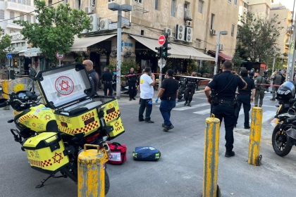 بالصور: إصابة 3 إسرائيليين خلال عملية إطلاق نار في تل أبيب