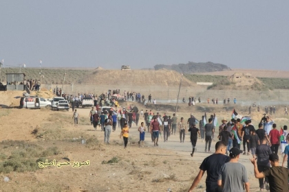 إصابة مواطن برصاص الاحتلال وآخرين بحالات اختناق شرق غزة