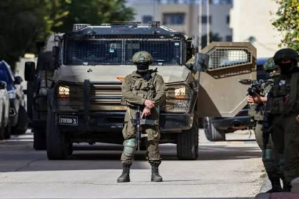 جيش الاحتلال يستدعي "الفرقة 98" لجنوب الضفة ويعلن الاستنفار