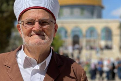 عكرمة صبري: الاحتلال يسعى لإخفاء ما يجري في الأقصى عن العالم