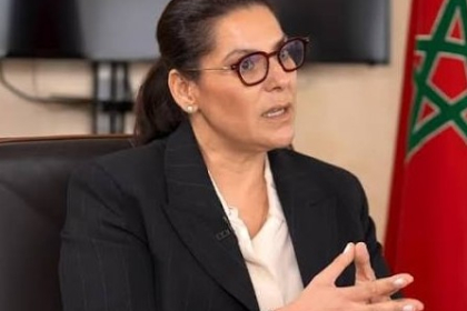 محمد السادس يكلّف أول امرأة في تاريخ المغرب بتشكيل الحكومة