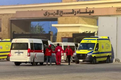 إغلاق معبر رفح يعرقل إجلاء المرضى ويهدد حياة الحالات الحرجة في غزة