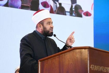 وزير الأوقاف محمد نجم يقدّم استقالته ورئيس الوزراء يقبلها