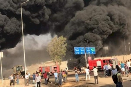 اندلاع حريق هائل على طريق الإسماعيلية الصحراوي في مصر