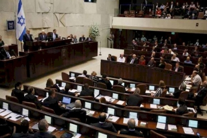 إسرائيل: (كنيست) تُصادق على إرجاء تمرير "الميزانية" واتهامات بين نتنياهو ورئيس المعارضة.