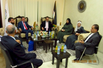 نقابة صيادلة فلسطين تزور جامعة فلسطين بغزة