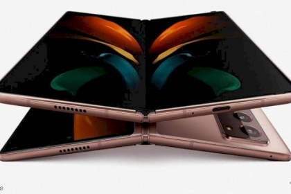 أغلى هاتف بتاريخها.. "سامسونغ" تطرح أعجوبتها الجديدة